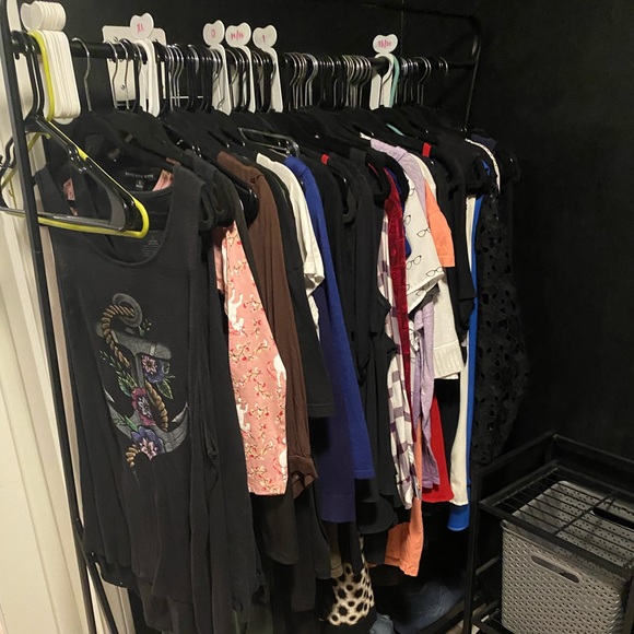 Meet your Posher, Hello Kitty - Picture 2 of 5